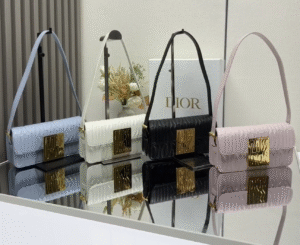 ScreenShot_2025-12-12_095304_632 DIOR Miss Caro Mini Bag