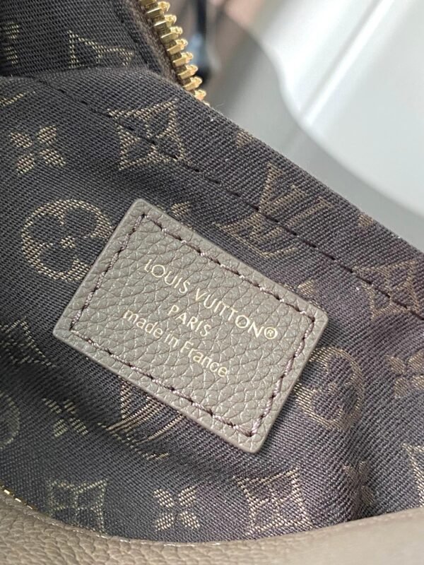 Louis Vuitton Express Travel