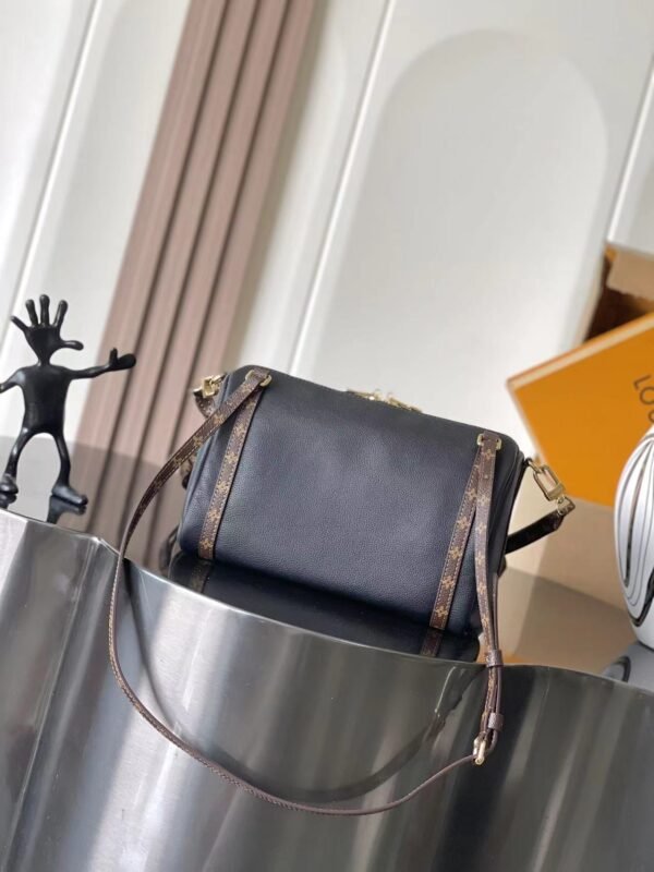 Louis Vuitton Express Travel