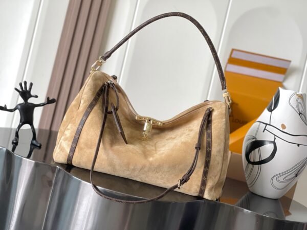 Louis Vuitton Express Travel