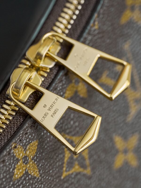 Louis Vuitton Monogram Boulogne PM