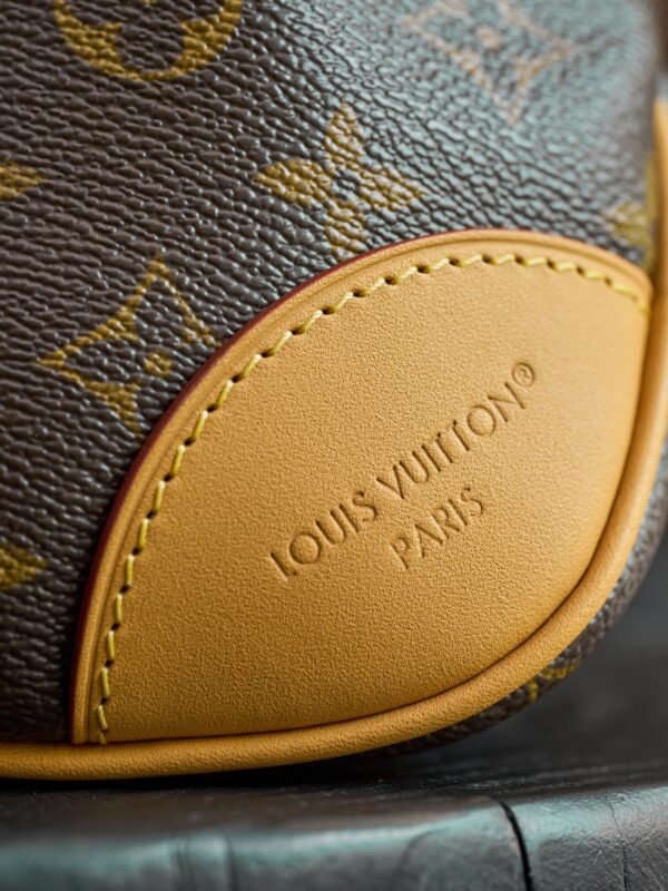 Louis Vuitton Monogram Boulogne PM