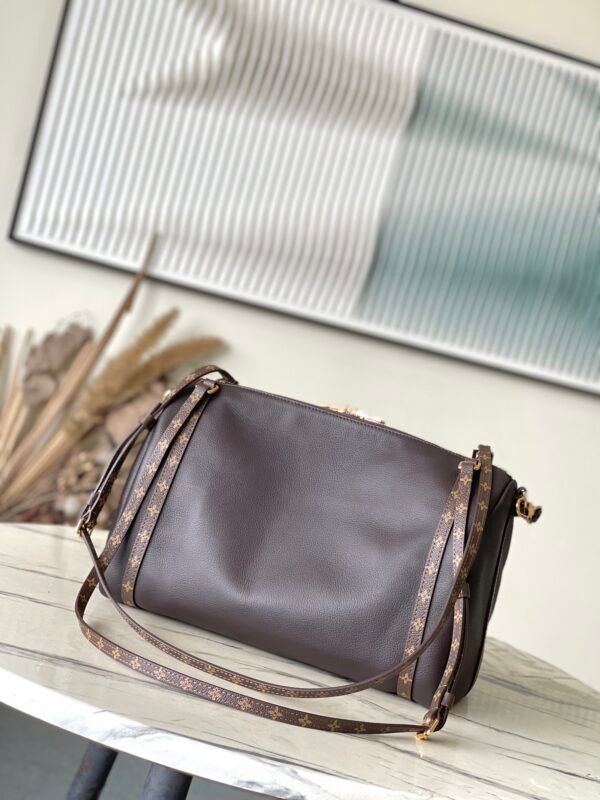 Louis Vuitton Express Travel