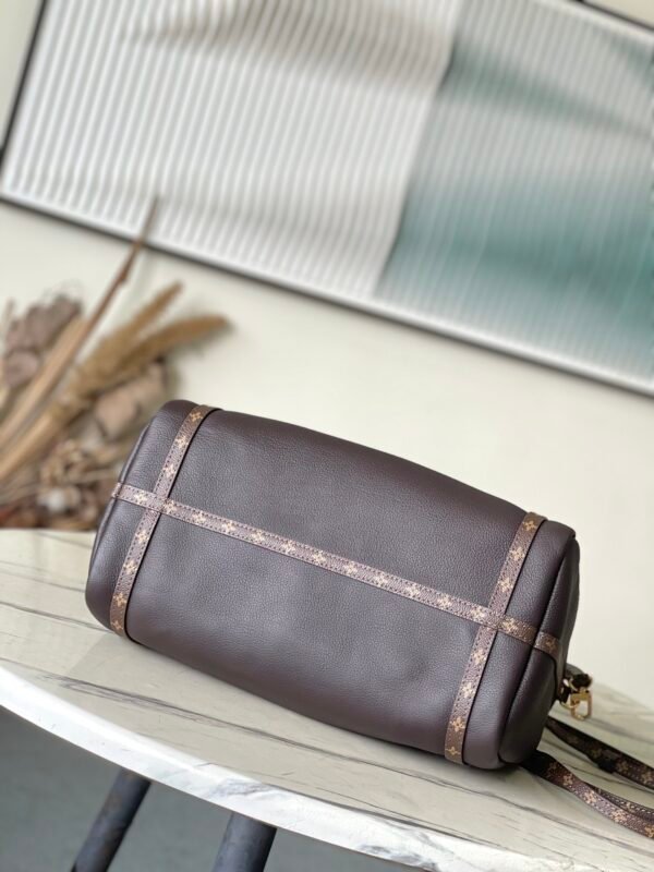 Louis Vuitton Express Travel