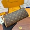 wsxc1762515140553_8 Pochette Eva Monogram