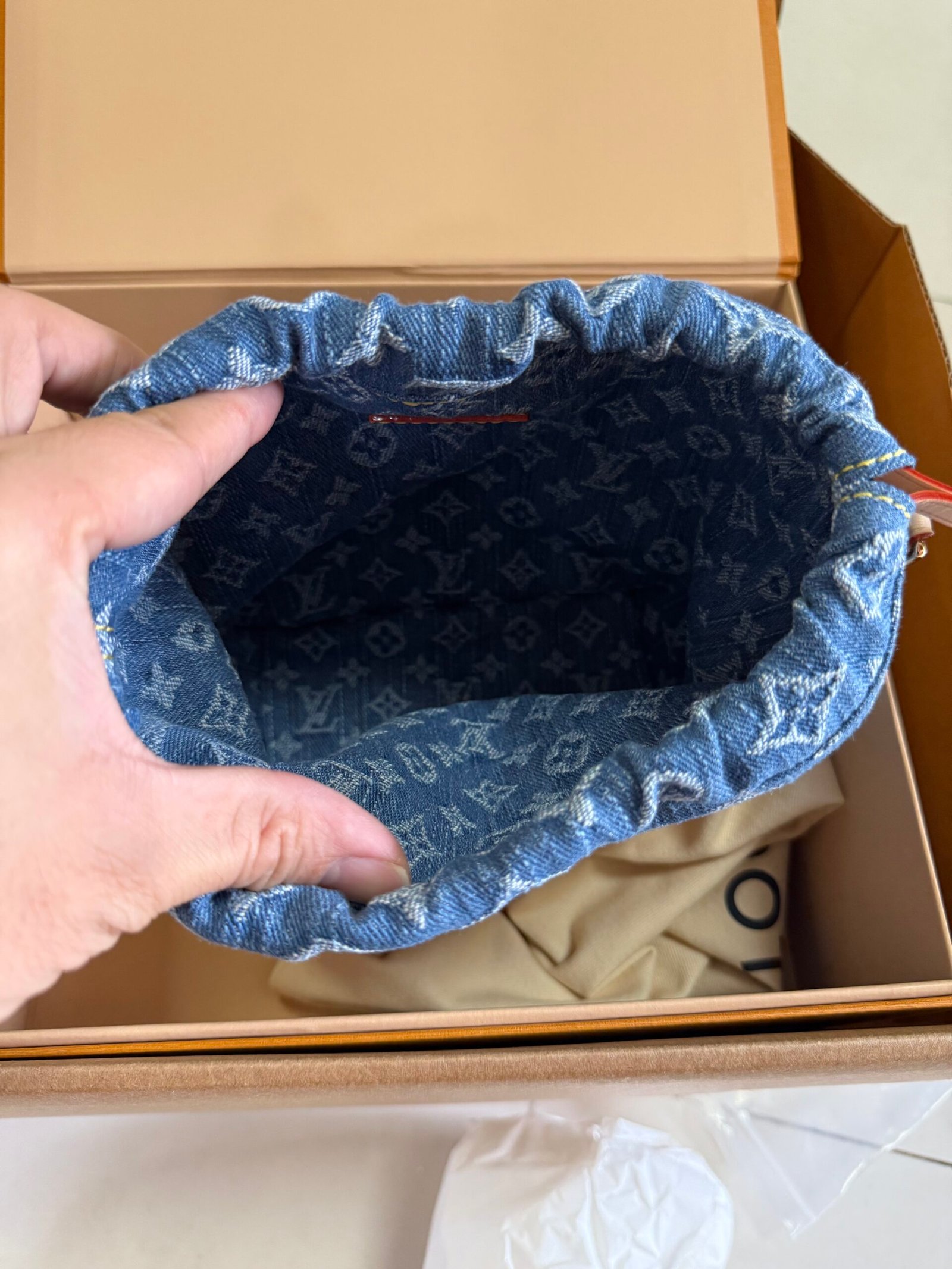 LOUIS VUITTON Nano Noe Bucket Bag - Image 21