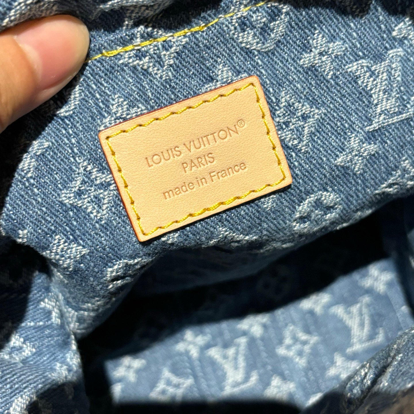 LOUIS VUITTON Nano Noe Bucket Bag - Image 9