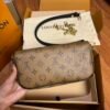 LOUIS VUITTON  Monogram Ivy Wallet On Chain