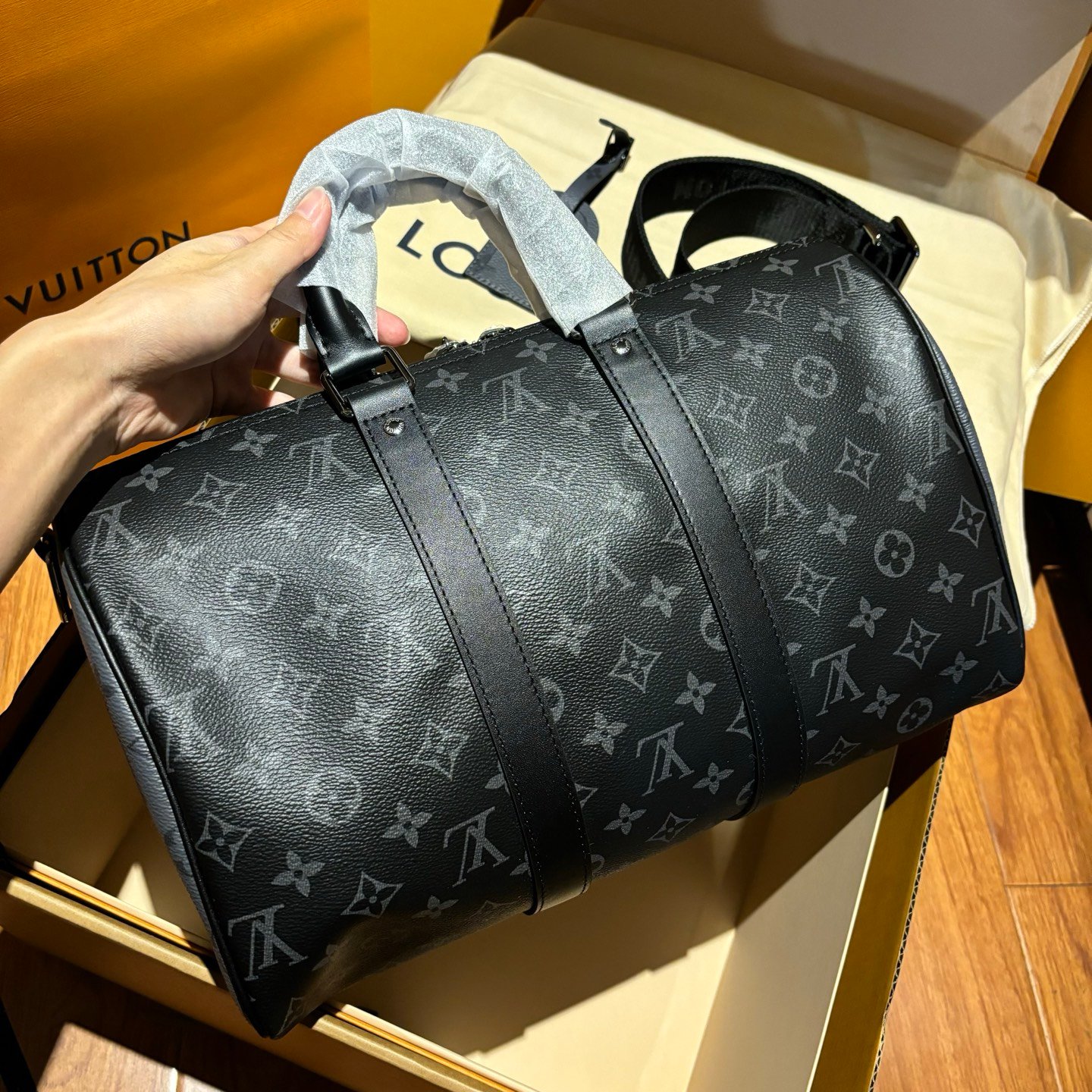 Louis Vuitton Monogram Eclipse Keepall Bandouliere 35 M46655 2WAY bag - Image 17