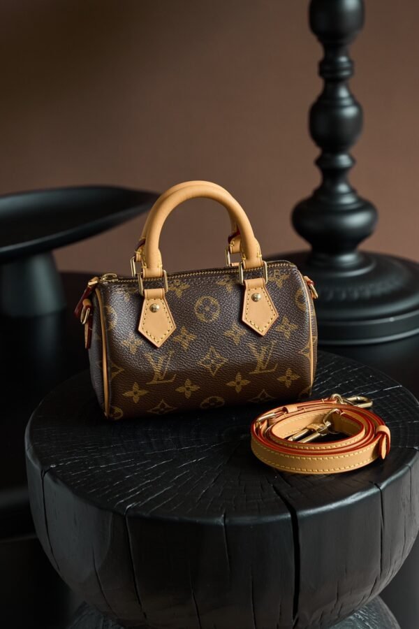 wsxc1762517059781_0 LOUIS VUITTON Nano Speedy M81085 Monogram Shoulder Bag