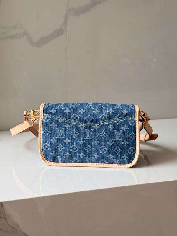 LOUIS VUITTON Diane Monogram Denim