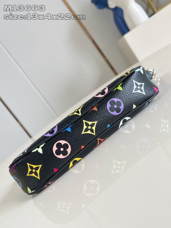 wsxc1762519403679_6 LV×TM Pochette Accessoires