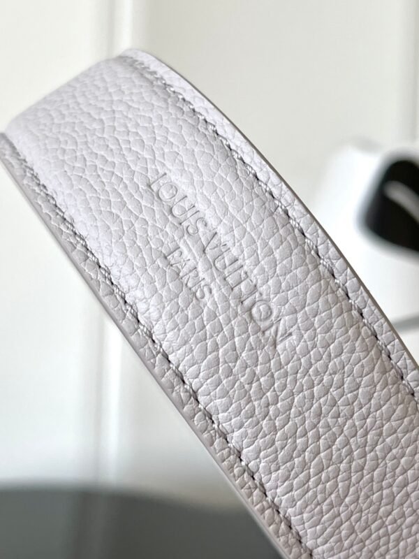 wsxc1762519719350_5 Flore Mahina