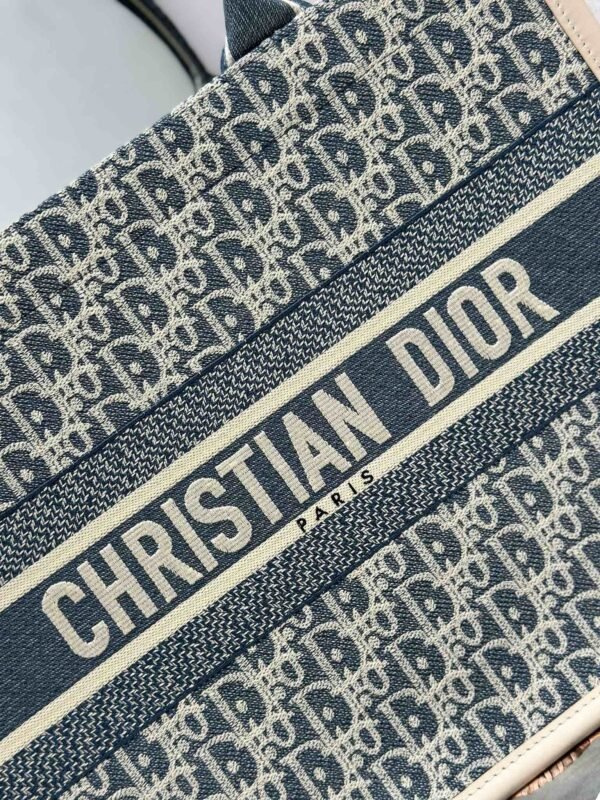 Medium Dior Book Tote