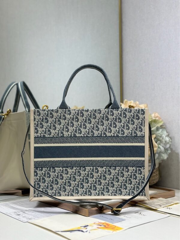 Medium Dior Book Tote