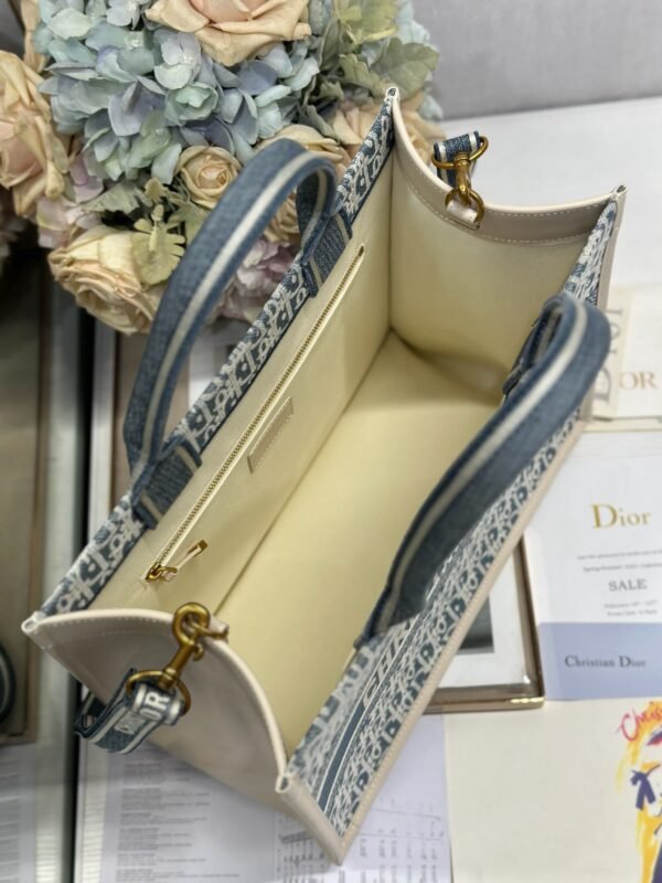 Medium Dior Book Tote